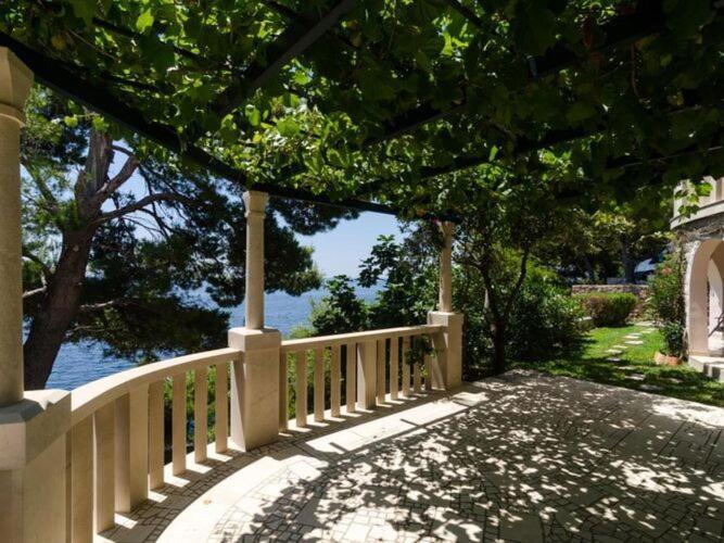 Plavac Mali- Comfort One Bedroom With Terrace And Sea View Apartment *